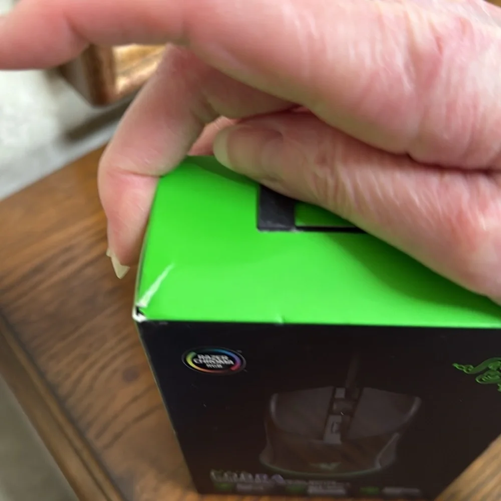Razer Cobra Gaming Mouse Customizable - lightweight design. Black and Green